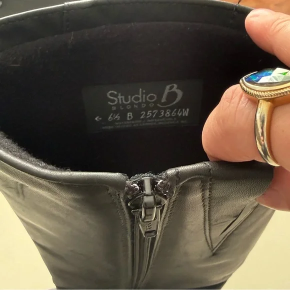 Studio B by Blondo Waterproof Black Soft Leather Knee High Boots Boho Chic - Picture 4 of 5